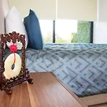 Estudio En La Quinta Con Excelentes Vistas